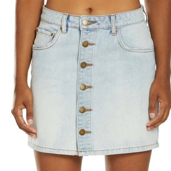 Billabong Womens Good Life Button Front Mini Denim Skirt Size 31 - Picture 2 of 8